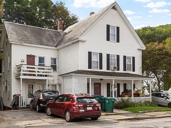 2nd image of 282 Charles St