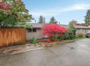 441 W Gloucester St, Gladstone, OR