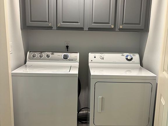 5th image of 17748 SW Heatherwood Ln