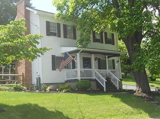 300 Magnolia St, Sturgeon, PA 15082