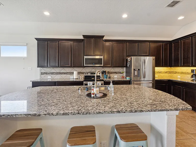 1614 Sun Canyon Blvd — Photo 38