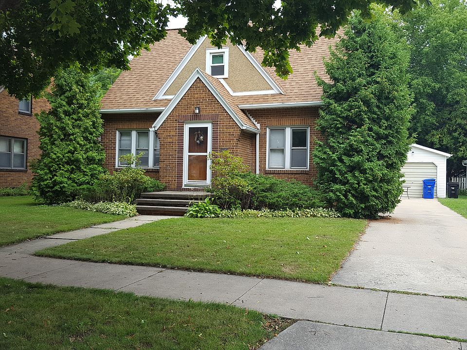 2nd image of 714 S Mueller St