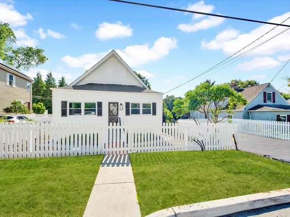 4 Cedar Street, Hastings-on-Hudson, NY 10706