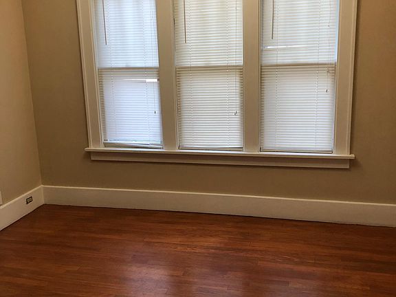 3rd image of 1407 Powers Ave NW