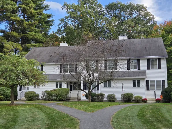 85 Oldefield Farms #85, Enfield, CT 06082