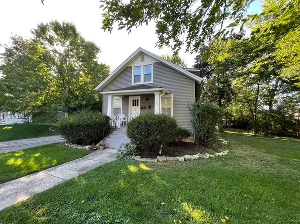 1040 Garner Ave #1, Wheaton, IL 60187