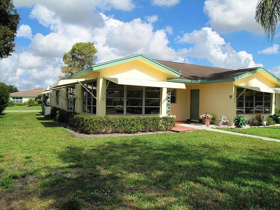 Front View of corner villa