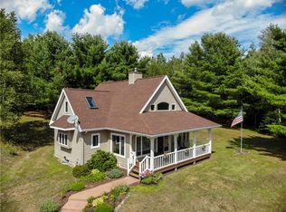 7555 Velie Rd, Hammondsport, NY 14840