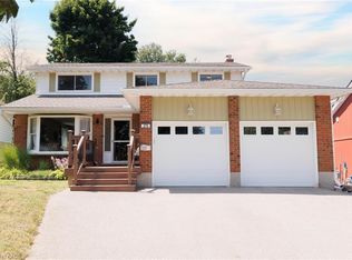 270 Southwood Dr, Kitchener, ON N2E2B1