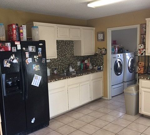 5th image of 1108 Sunset St