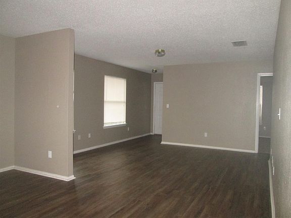 3rd image of 7729 Grizzley Dr