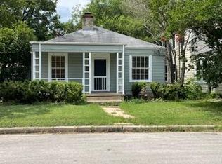 1305 E 28th St #A, Austin, TX 78722