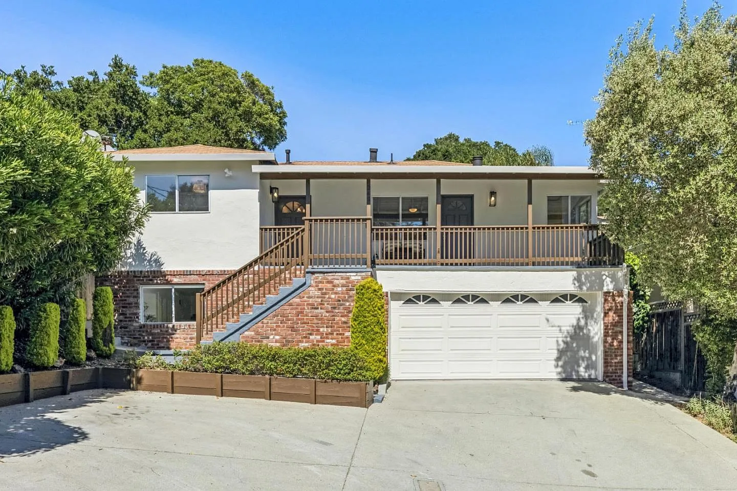 248 Highland Ave photo 1
