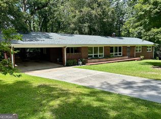 526 Woodland Rd, Elberton, GA 30635