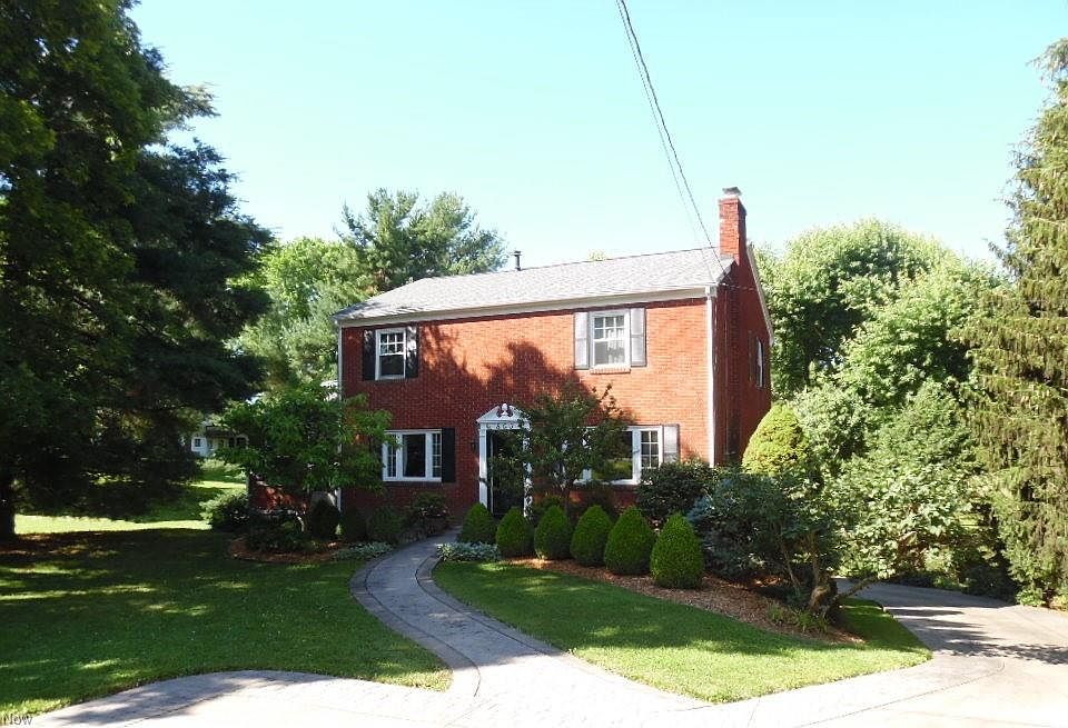 1st image of 803 Colegate Dr