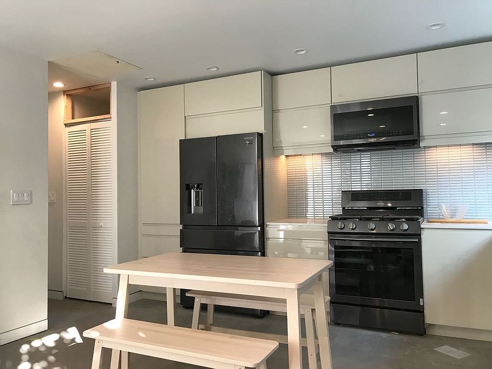 1st image of 2643 Pirtle St #1B-1BA-500SQFT