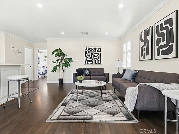 5th image of 3133 Cedar Ave