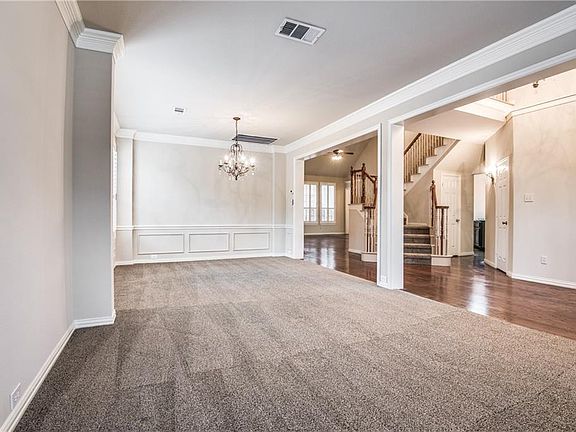5th image of 605 Heatherglen Dr
