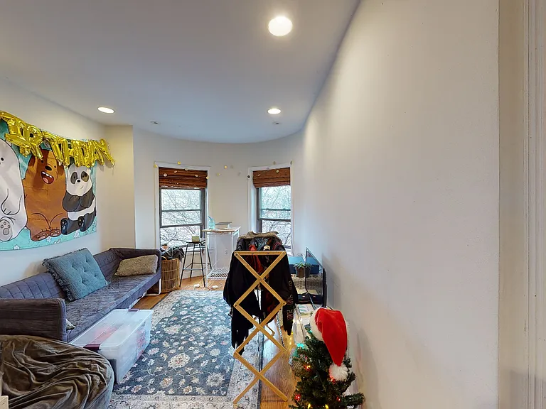 106 Hammond St #3A — Photo 3