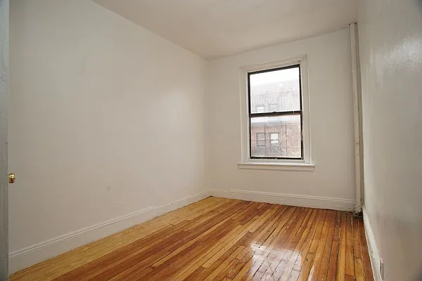 Rented by Norman Raindel, LREB | media 3