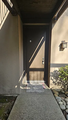 731 Woodside Ln E #3 Photo 1