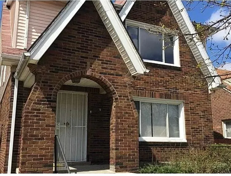 Photo 1 of 14 - 8329 Northlawn Ave - Detroit, MI Primary Photo - 8329 Northlawn Ave