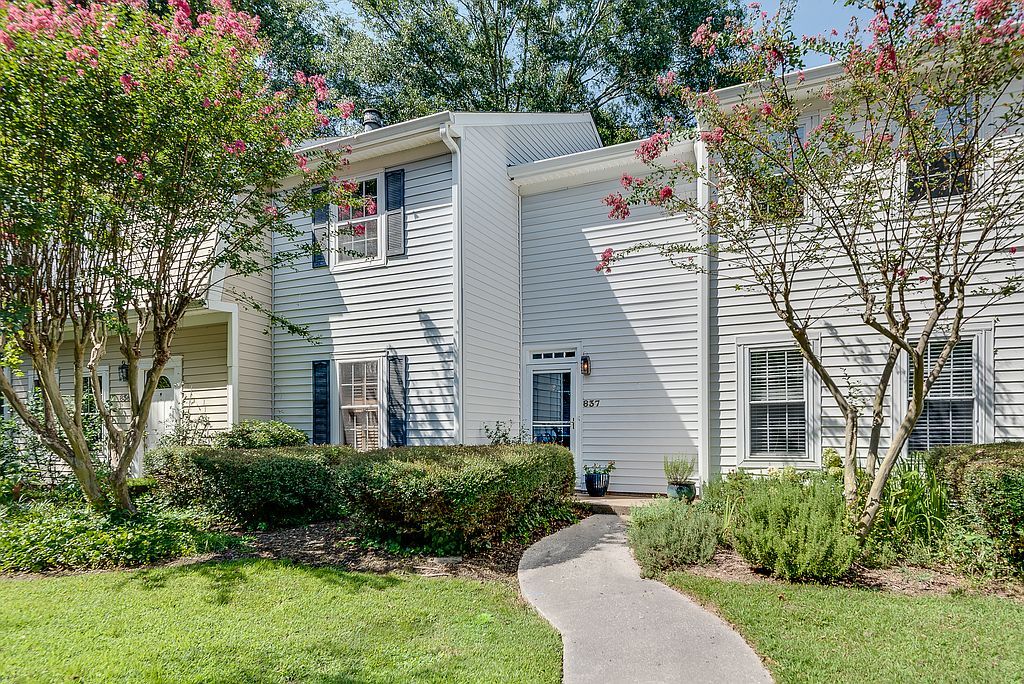 837 Heritage Sq - Property Image