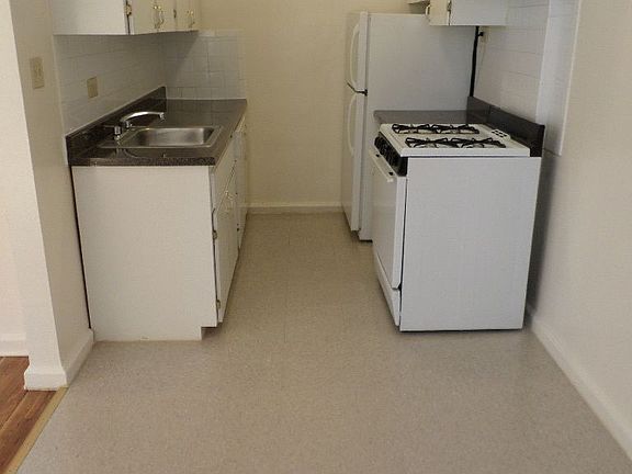 5th image of 7410 35th Ave APT 319