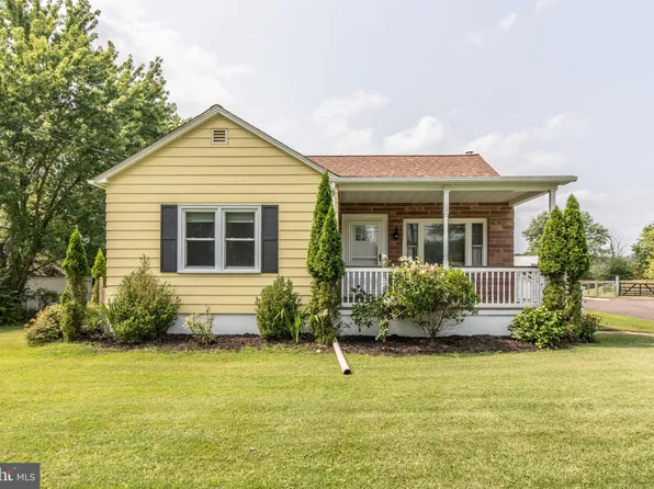 66 Marienstein Rd, Ottsville, PA 18942