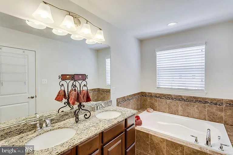 13557 Handel Pl — Photo 17