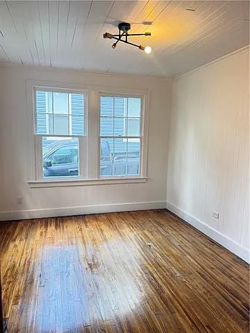 105 Hudson St — Photo 9