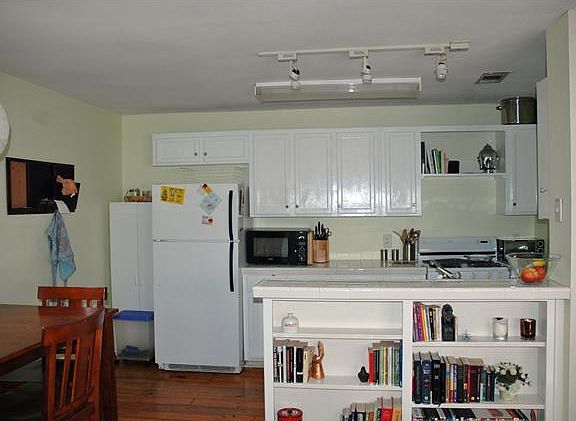 3rd image of 5407 William Holland Ave #B