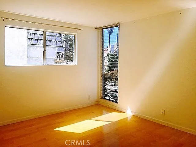 1033 3rd St #209 — Photo 7