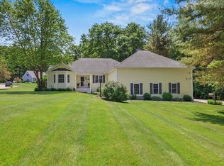 2 Pauls Dr, Spencer, MA 01562