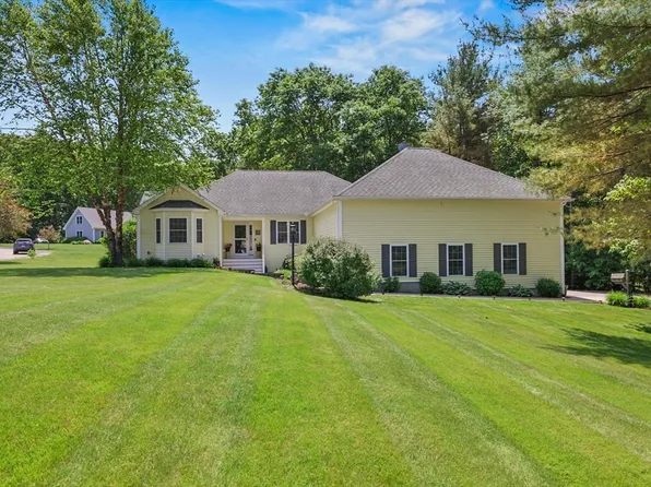 2 Pauls Dr, Spencer, MA 01562