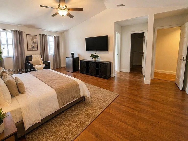 5402 Pointe Villa Dr #B — Photo 17