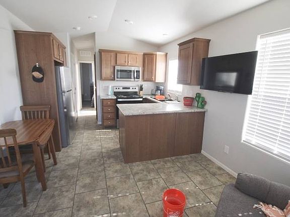 4th image of 1703 N Thornton Rd #293