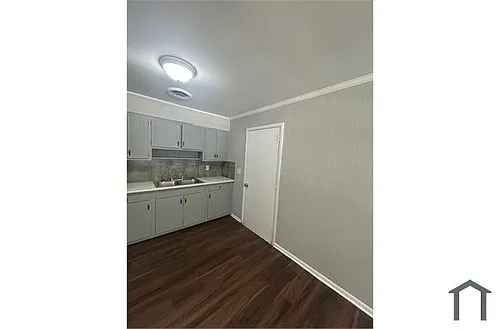 4241 11th Ct N Photo 1