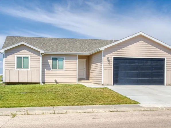 2400 Daybreak Dr, Gillette, WY 82718