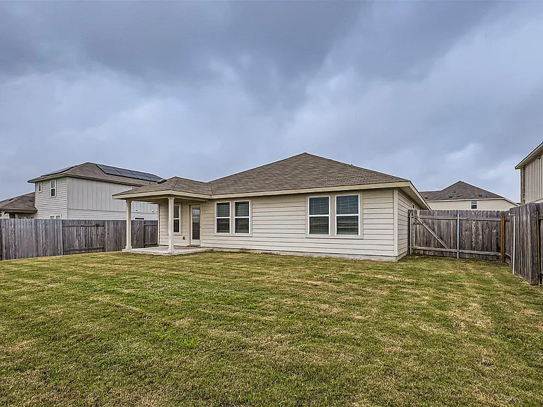 114 Torre Mileto Way — Photo 11