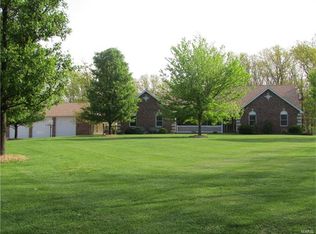 390 Evergreen Dr, Sullivan, MO 63080