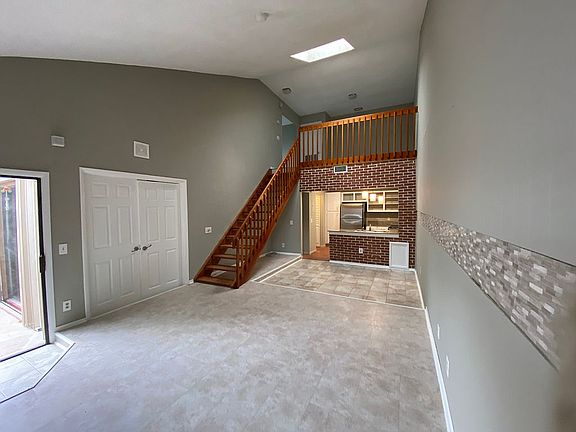 2nd image of 4012 Palm Bay Cir APT A