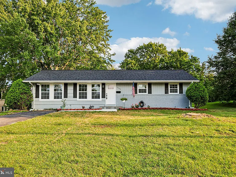 7200 Vellex Ln — Photo 1