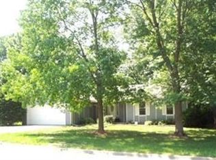 2524 W Roxbury St, Springfield, MO 65807