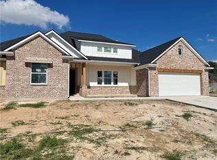3600 Llano Riv, College Station, TX 77845