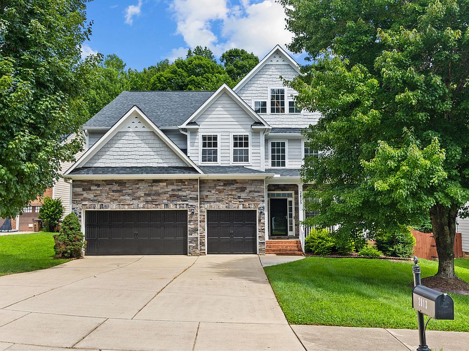 1st image of 2813 Carriage Meadows Dr