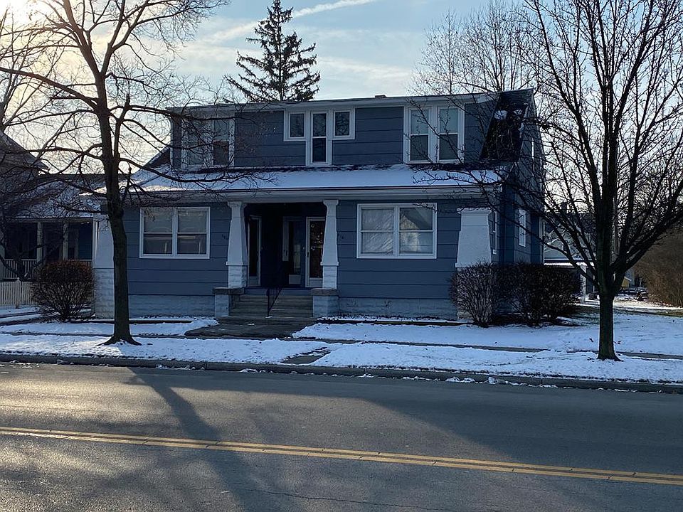 1st image of 614 E Main St