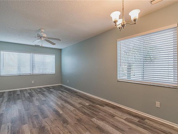 5th image of 2110 Gulf Blvd APT 11