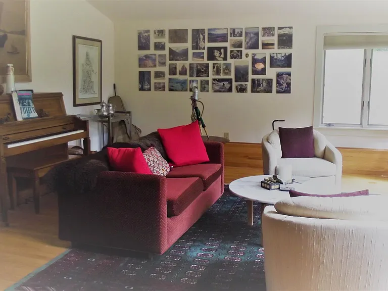 385 Partridge Hl #HOUSE — Photo 6