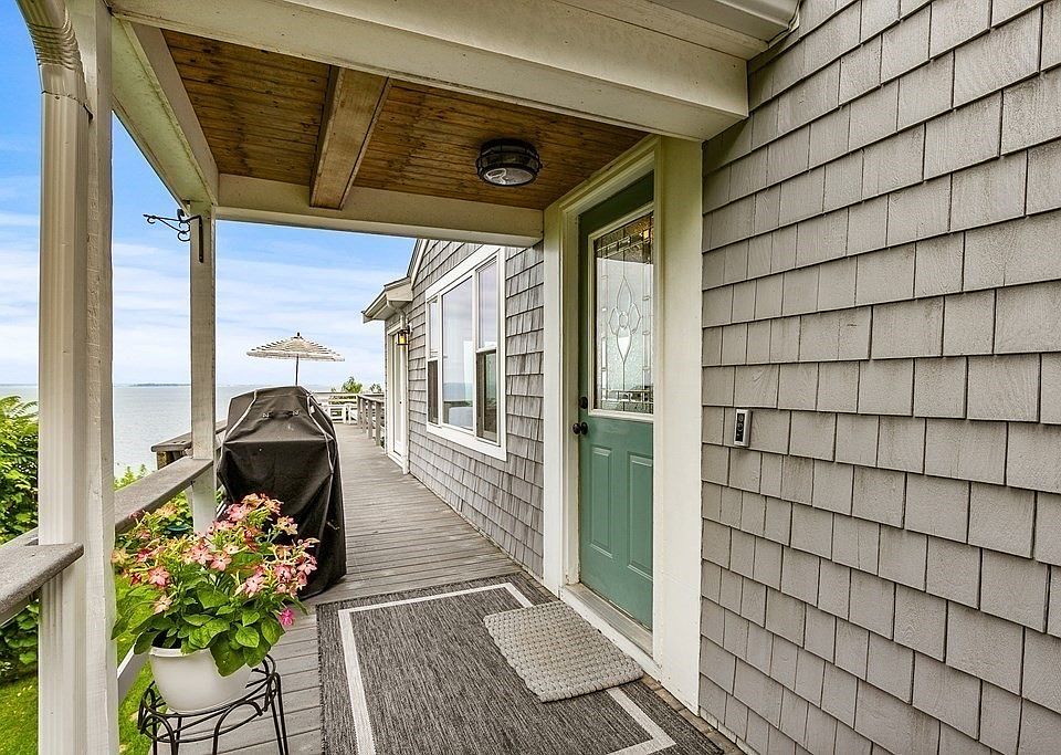 82 Bay Shore Dr, Plymouth, MA 02360 Zillow
